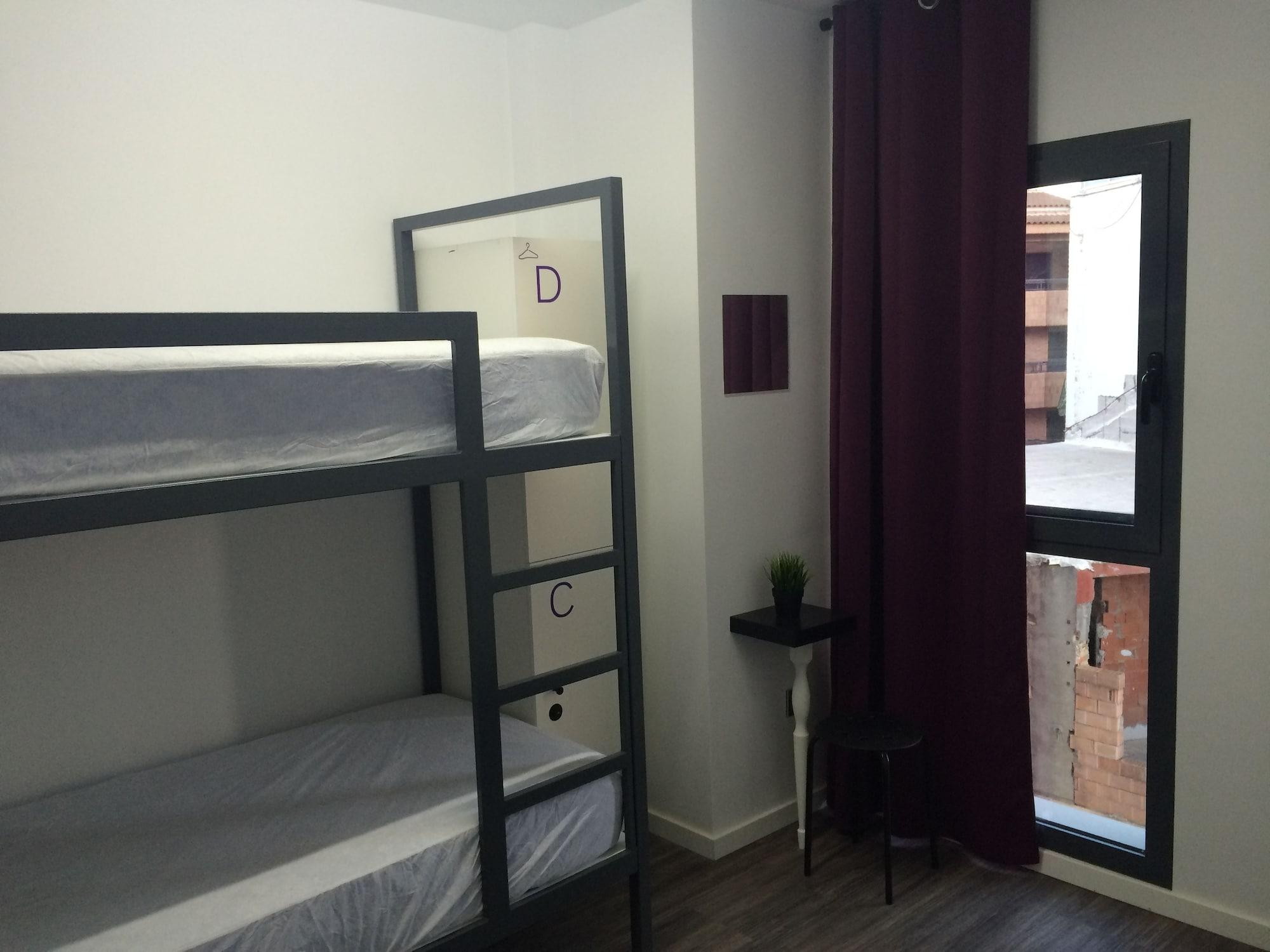 Chameleon Youth Hostel Αλικάντε Εξωτερικό φωτογραφία